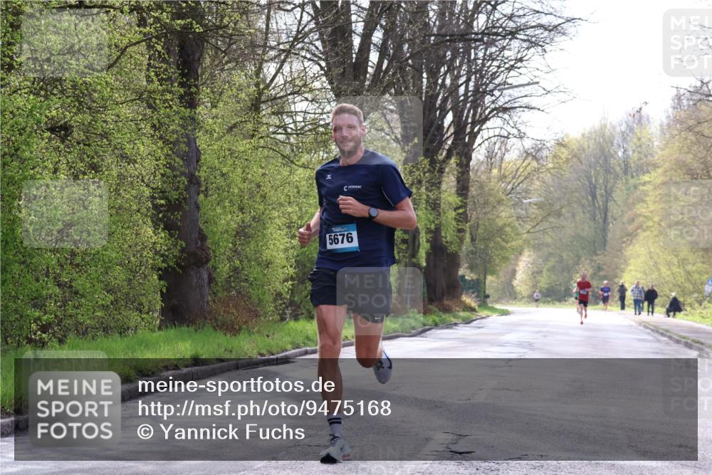 12.04.2026 - 45. Internationalen Wilhelmsburger Insellauf Yannick Fuchs http://msf.ph/oto/9475168 12.04.2026 10:08:09 Laufen 5676 meine-sportfotos.de