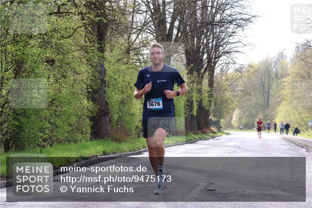 12.04.2026 - 45. Internationalen Wilhelmsburger Insellauf Yannick Fuchs http://msf.ph/oto/9475173 12.04.2026 10:08:09 Laufen 5676 meine-sportfotos.de