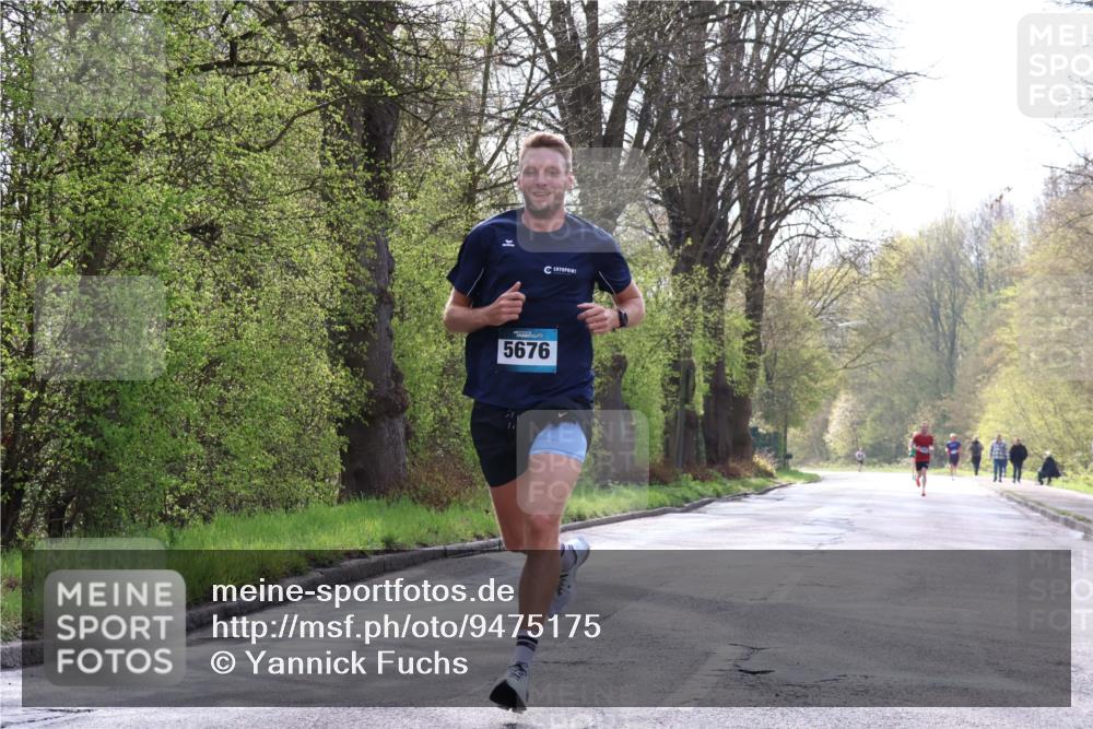 12.04.2026 - 45. Internationalen Wilhelmsburger Insellauf Yannick Fuchs http://msf.ph/oto/9475175 12.04.2026 10:08:09 Laufen 5676 meine-sportfotos.de