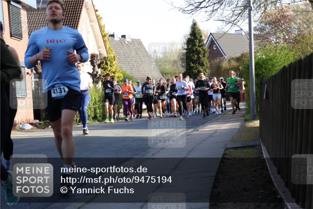 12.04.2026 - 45. Internationalen Wilhelmsburger Insellauf Yannick Fuchs http://msf.ph/oto/9475194 12.04.2026 09:01:16 Laufen 4131, 2389, 2566, 749, 2301, 4739 meine-sportfotos.de