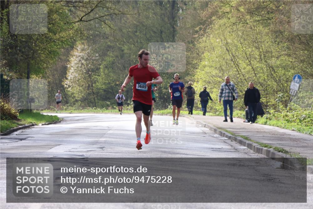 12.04.2026 - 45. Internationalen Wilhelmsburger Insellauf Yannick Fuchs http://msf.ph/oto/9475228 12.04.2026 10:08:14 Laufen 3685, 2819, 55, 41 meine-sportfotos.de