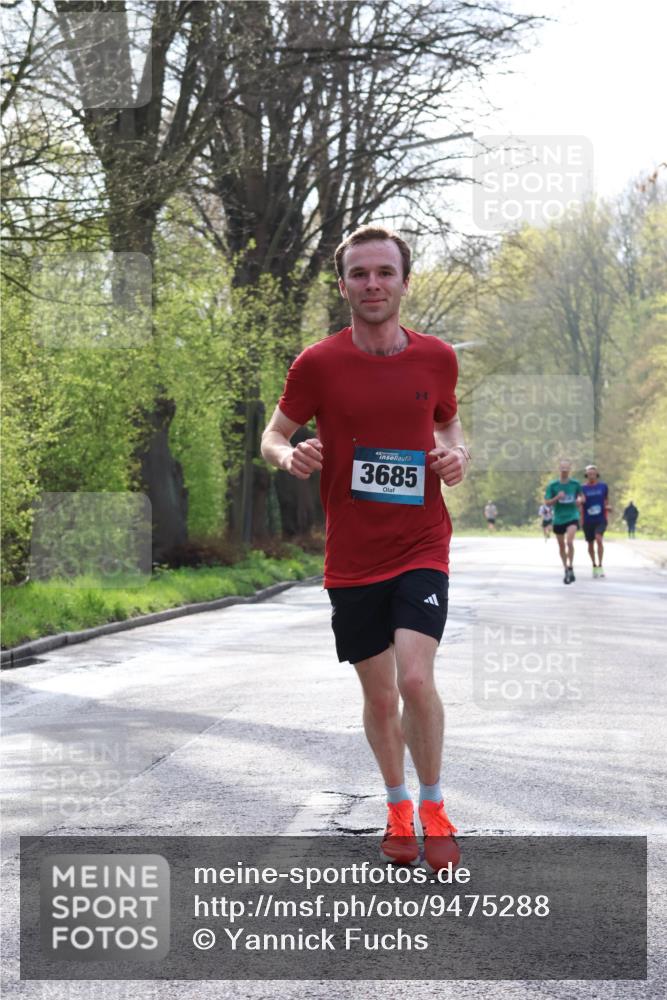 12.04.2026 - 45. Internationalen Wilhelmsburger Insellauf Yannick Fuchs http://msf.ph/oto/9475288 12.04.2026 10:08:20 Laufen 45, 3685 meine-sportfotos.de