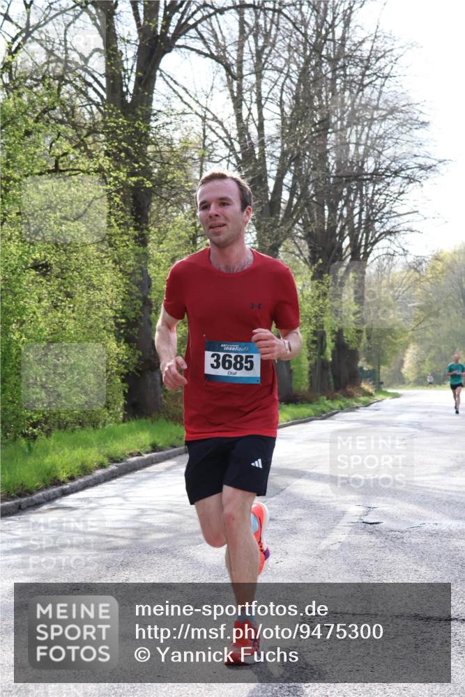 12.04.2026 - 45. Internationalen Wilhelmsburger Insellauf Yannick Fuchs http://msf.ph/oto/9475300 12.04.2026 10:08:21 Laufen 3685 meine-sportfotos.de