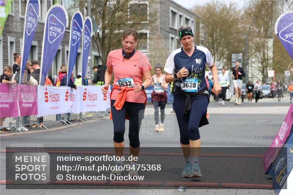 12.04.2026 - 45. Internationalen Wilhelmsburger Insellauf Strokosch-Dieckow http://msf.ph/oto/9475368 12.04.2026 13:32:31 Ziel 2792, 3632, 3628 meine-sportfotos.de