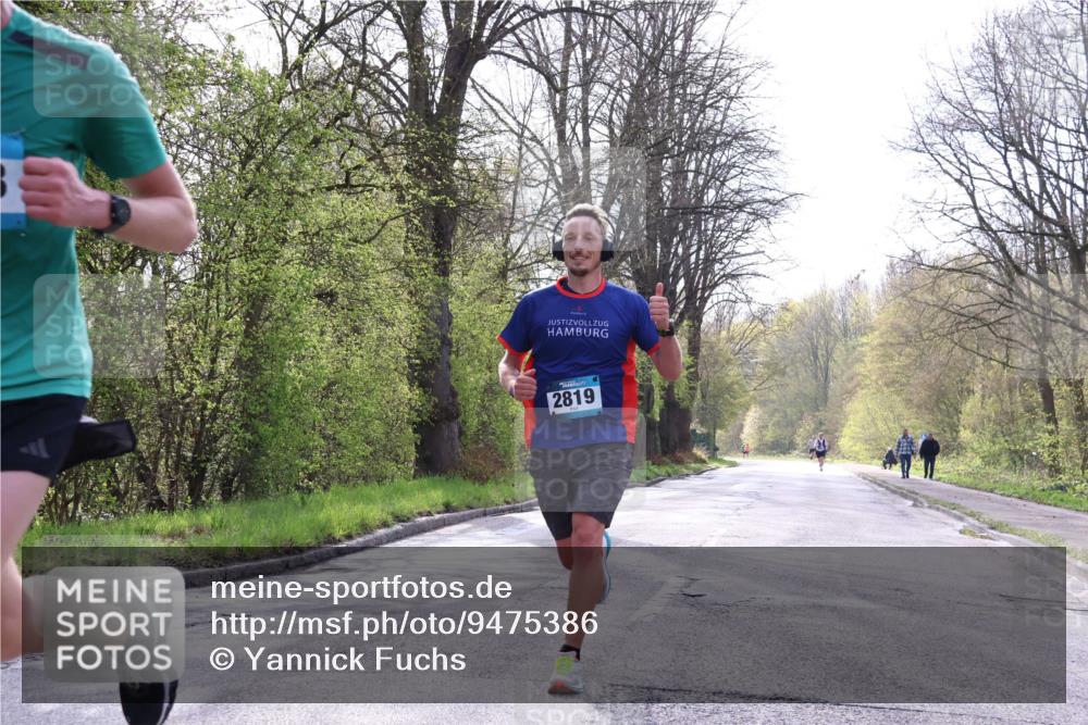 12.04.2026 - 45. Internationalen Wilhelmsburger Insellauf Yannick Fuchs http://msf.ph/oto/9475386 12.04.2026 10:08:31 Laufen 2819 meine-sportfotos.de