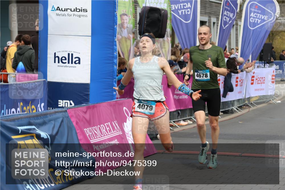 12.04.2026 - 45. Internationalen Wilhelmsburger Insellauf Strokosch-Dieckow http://msf.ph/oto/9475399 12.04.2026 12:55:39 Ziel 5087, 4079, 4678, 3177 meine-sportfotos.de
