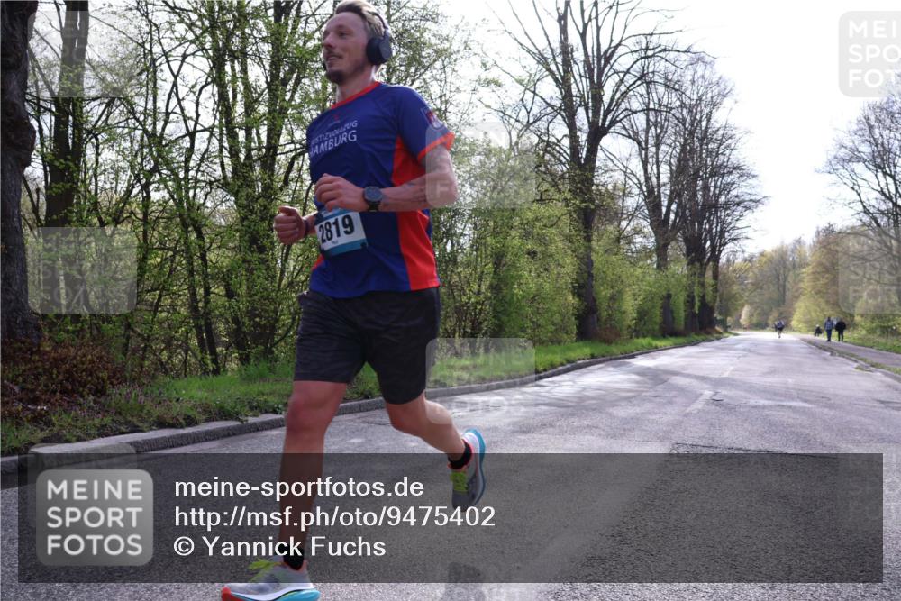 12.04.2026 - 45. Internationalen Wilhelmsburger Insellauf Yannick Fuchs http://msf.ph/oto/9475402 12.04.2026 10:08:32 Laufen 2819 meine-sportfotos.de