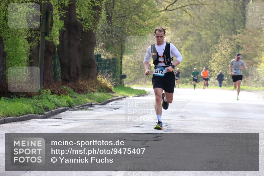 12.04.2026 - 45. Internationalen Wilhelmsburger Insellauf Yannick Fuchs http://msf.ph/oto/9475407 12.04.2026 10:08:41 Laufen 3372 meine-sportfotos.de