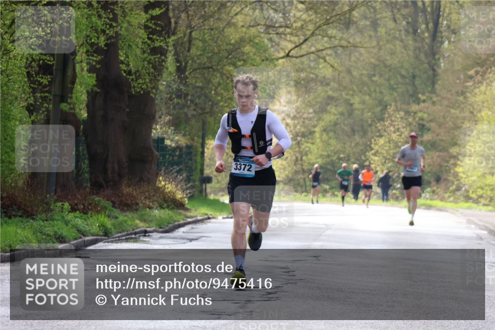12.04.2026 - 45. Internationalen Wilhelmsburger Insellauf Yannick Fuchs http://msf.ph/oto/9475416 12.04.2026 10:08:41 Laufen 3372, 1401 meine-sportfotos.de