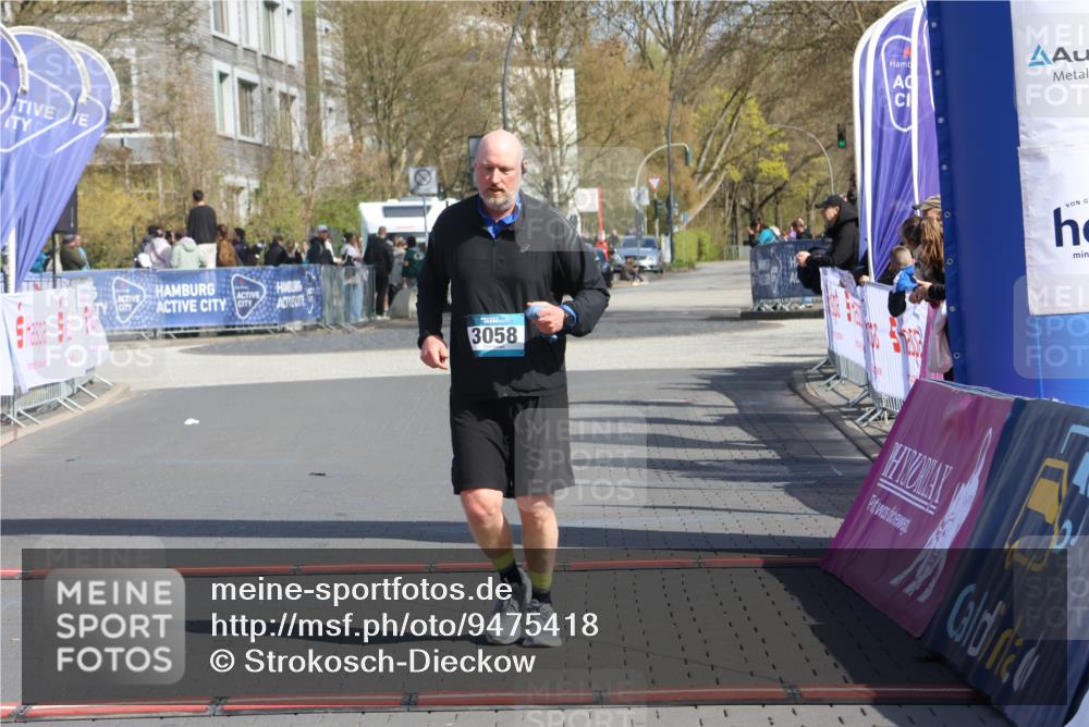 12.04.2026 - 45. Internationalen Wilhelmsburger Insellauf Strokosch-Dieckow http://msf.ph/oto/9475418 12.04.2026 11:31:58 Ziel 3058 meine-sportfotos.de