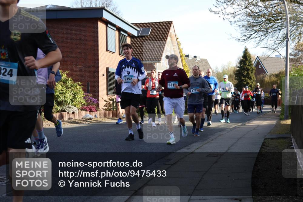 12.04.2026 - 45. Internationalen Wilhelmsburger Insellauf Yannick Fuchs http://msf.ph/oto/9475433 12.04.2026 09:01:40 Laufen 324, 5352, 565, 0, 531, 471, 4675 meine-sportfotos.de
