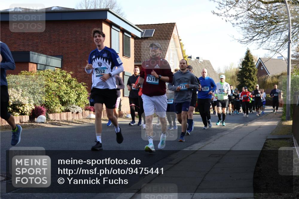 12.04.2026 - 45. Internationalen Wilhelmsburger Insellauf Yannick Fuchs http://msf.ph/oto/9475441 12.04.2026 09:01:41 Laufen 5352, 5319, 717, 3844, 2828, 4675 meine-sportfotos.de