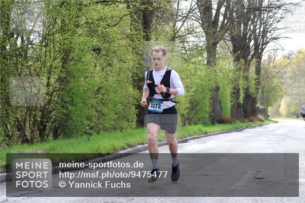 12.04.2026 - 45. Internationalen Wilhelmsburger Insellauf Yannick Fuchs http://msf.ph/oto/9475477 12.04.2026 10:08:45 Laufen 3372 meine-sportfotos.de