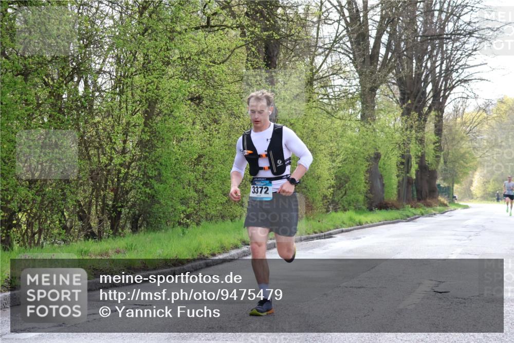 12.04.2026 - 45. Internationalen Wilhelmsburger Insellauf Yannick Fuchs http://msf.ph/oto/9475479 12.04.2026 10:08:45 Laufen 3372 meine-sportfotos.de