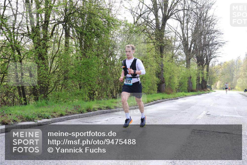 12.04.2026 - 45. Internationalen Wilhelmsburger Insellauf Yannick Fuchs http://msf.ph/oto/9475488 12.04.2026 10:08:46 Laufen 3372 meine-sportfotos.de