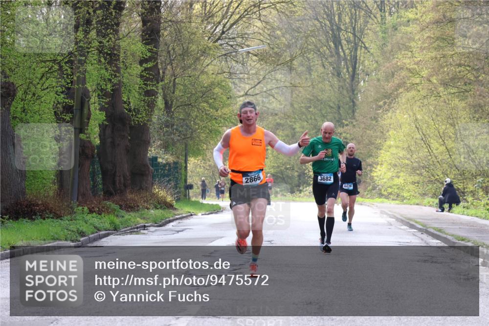 12.04.2026 - 45. Internationalen Wilhelmsburger Insellauf Yannick Fuchs http://msf.ph/oto/9475572 12.04.2026 10:09:07 Laufen 2866, 3682, 4475 meine-sportfotos.de