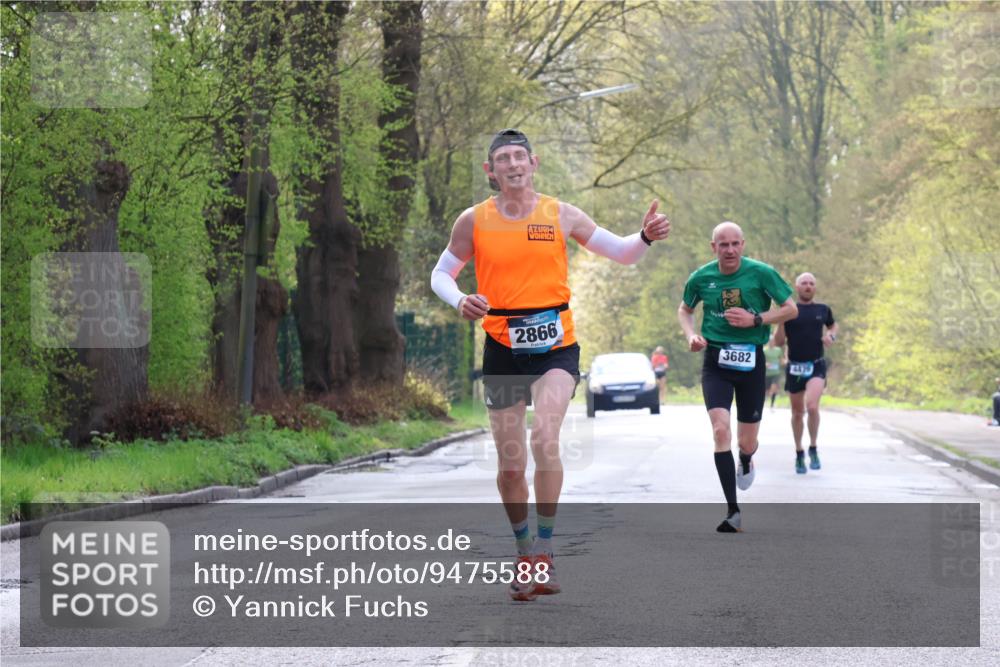 12.04.2026 - 45. Internationalen Wilhelmsburger Insellauf Yannick Fuchs http://msf.ph/oto/9475588 12.04.2026 10:09:08 Laufen 2866, 3682, 4475 meine-sportfotos.de