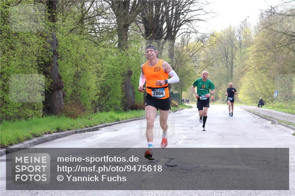 12.04.2026 - 45. Internationalen Wilhelmsburger Insellauf Yannick Fuchs http://msf.ph/oto/9475618 12.04.2026 10:09:09 Laufen 2866, 3682 meine-sportfotos.de