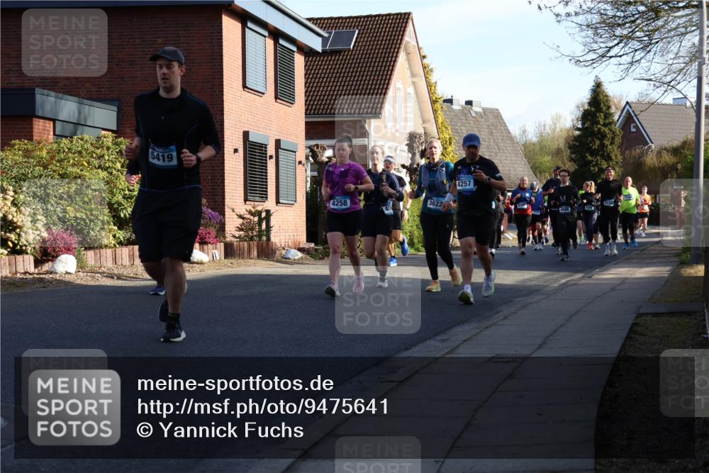 12.04.2026 - 45. Internationalen Wilhelmsburger Insellauf Yannick Fuchs http://msf.ph/oto/9475641 12.04.2026 09:02:04 Laufen 5419, 4258, 3622, 4257 meine-sportfotos.de