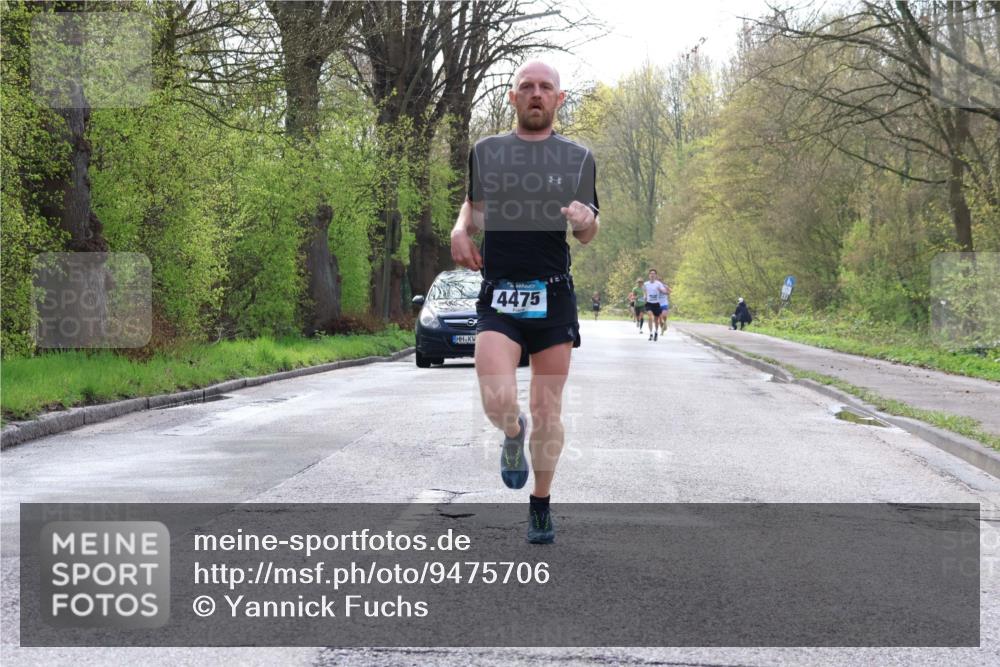 12.04.2026 - 45. Internationalen Wilhelmsburger Insellauf Yannick Fuchs http://msf.ph/oto/9475706 12.04.2026 10:09:17 Laufen 4475 meine-sportfotos.de