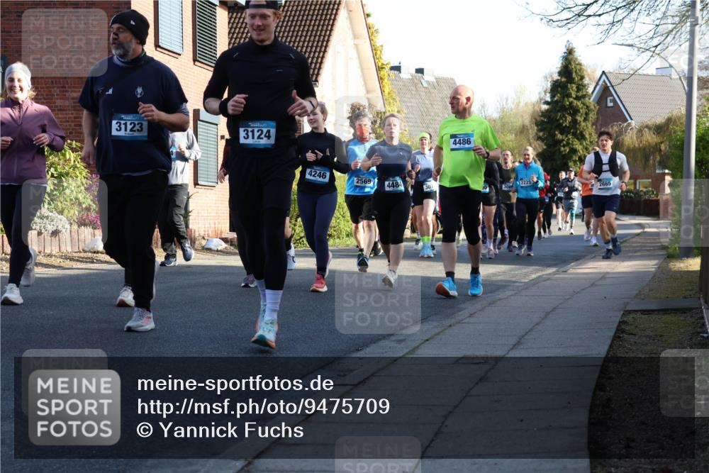 12.04.2026 - 45. Internationalen Wilhelmsburger Insellauf Yannick Fuchs http://msf.ph/oto/9475709 12.04.2026 09:02:11 Laufen 3123, 3124, 4486, 4246, 2569, 4484, 307, 300, 2225, 2665 meine-sportfotos.de
