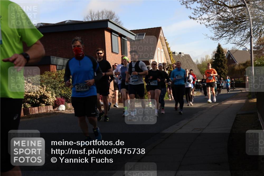 12.04.2026 - 45. Internationalen Wilhelmsburger Insellauf Yannick Fuchs http://msf.ph/oto/9475738 12.04.2026 09:02:15 Laufen 2569, 2665, 2225, 3015, 5700 meine-sportfotos.de