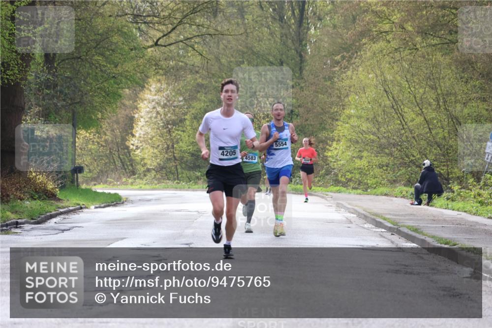 12.04.2026 - 45. Internationalen Wilhelmsburger Insellauf Yannick Fuchs http://msf.ph/oto/9475765 12.04.2026 10:09:23 Laufen 4205, 4583, 5554 meine-sportfotos.de