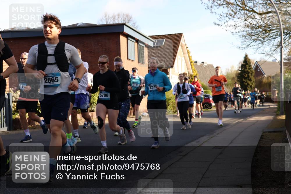 12.04.2026 - 45. Internationalen Wilhelmsburger Insellauf Yannick Fuchs http://msf.ph/oto/9475768 12.04.2026 09:02:17 Laufen 4147, 2665, 5700, 3111, 2225, 3384, 3015 meine-sportfotos.de