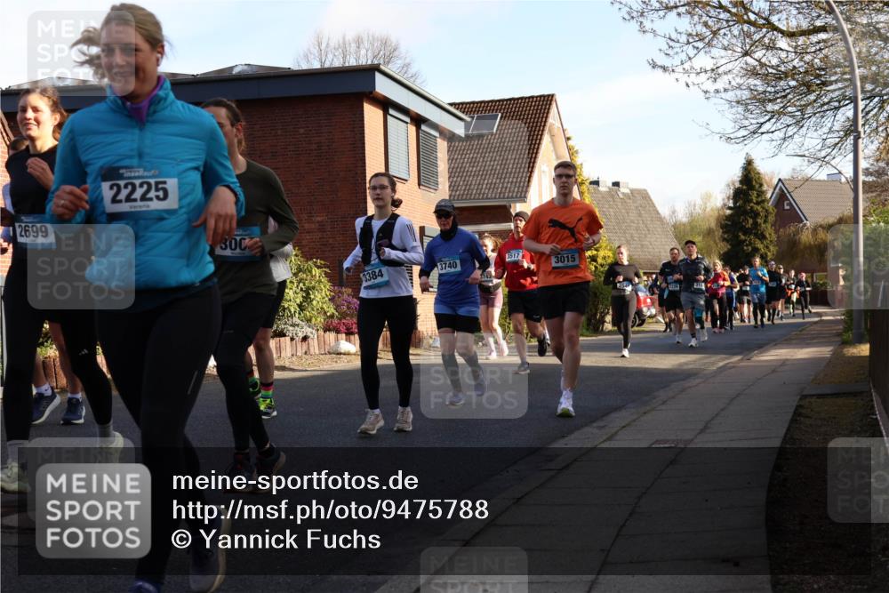 12.04.2026 - 45. Internationalen Wilhelmsburger Insellauf Yannick Fuchs http://msf.ph/oto/9475788 12.04.2026 09:02:19 Laufen 2699, 2225, 300, 3384, 3740, 3517, 3015, 3743, 2220 meine-sportfotos.de