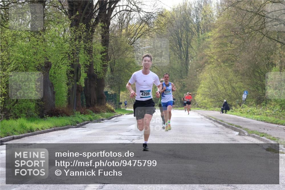 12.04.2026 - 45. Internationalen Wilhelmsburger Insellauf Yannick Fuchs http://msf.ph/oto/9475799 12.04.2026 10:09:27 Laufen 4205, 5554 meine-sportfotos.de