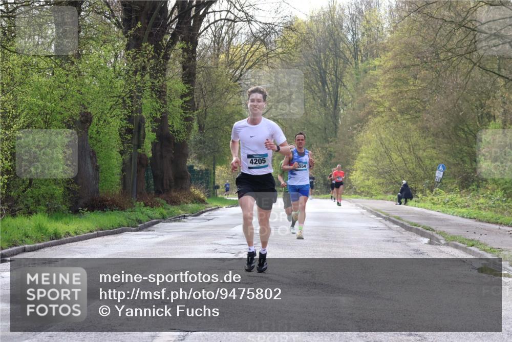 12.04.2026 - 45. Internationalen Wilhelmsburger Insellauf Yannick Fuchs http://msf.ph/oto/9475802 12.04.2026 10:09:27 Laufen 4205, 554 meine-sportfotos.de
