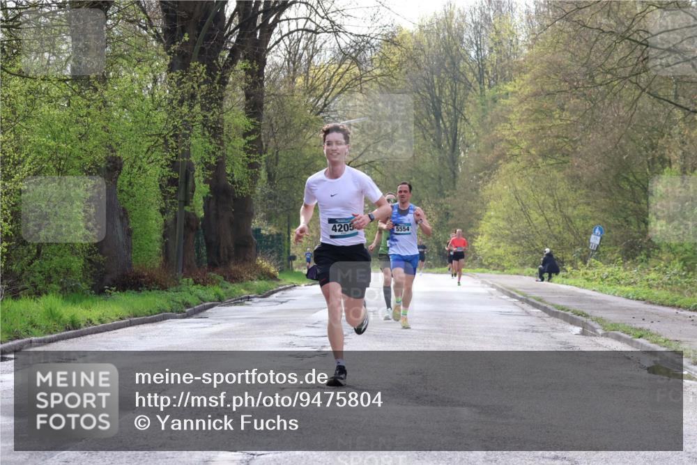 12.04.2026 - 45. Internationalen Wilhelmsburger Insellauf Yannick Fuchs http://msf.ph/oto/9475804 12.04.2026 10:09:27 Laufen 4205, 5554 meine-sportfotos.de