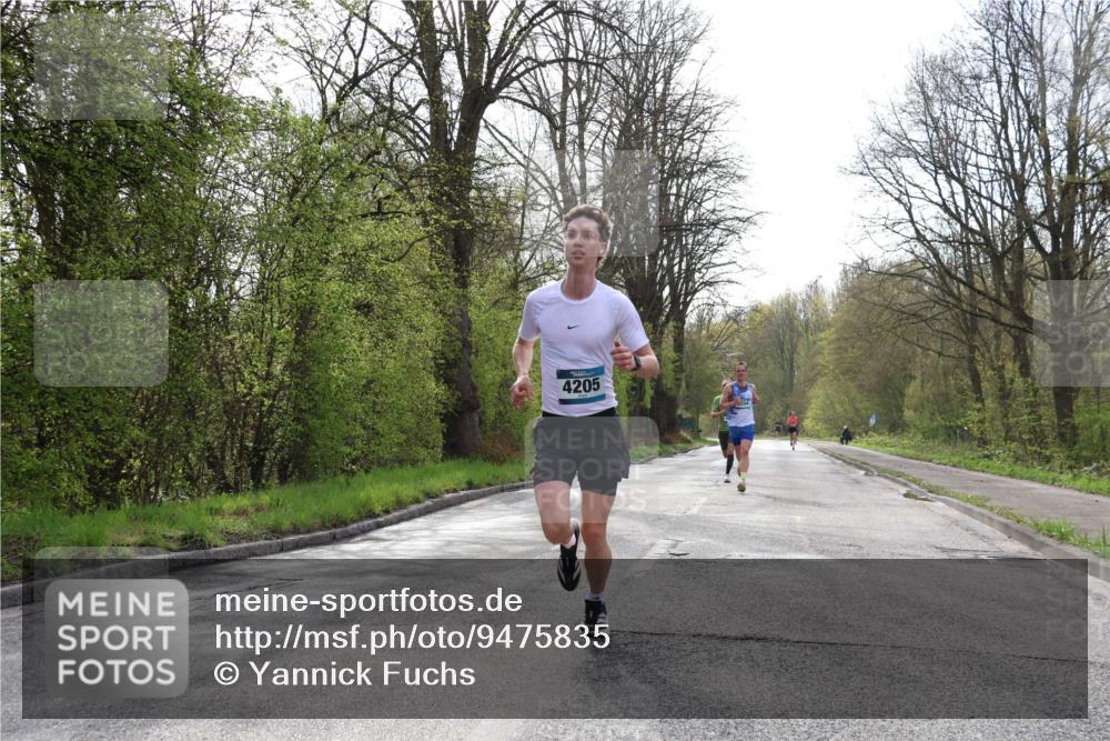 12.04.2026 - 45. Internationalen Wilhelmsburger Insellauf Yannick Fuchs http://msf.ph/oto/9475835 12.04.2026 10:09:30 Laufen 4205 meine-sportfotos.de