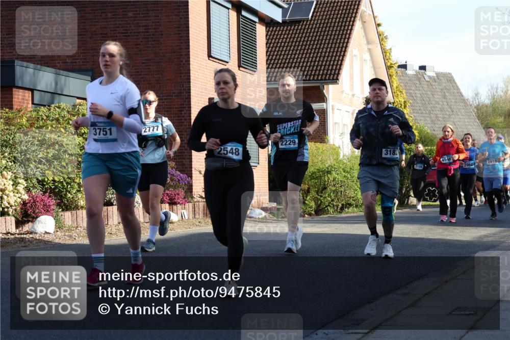 12.04.2026 - 45. Internationalen Wilhelmsburger Insellauf Yannick Fuchs http://msf.ph/oto/9475845 12.04.2026 09:02:23 Laufen 3751, 2777, 2548, 2229, 3183, 4548, 2919, 2199, 2962 meine-sportfotos.de