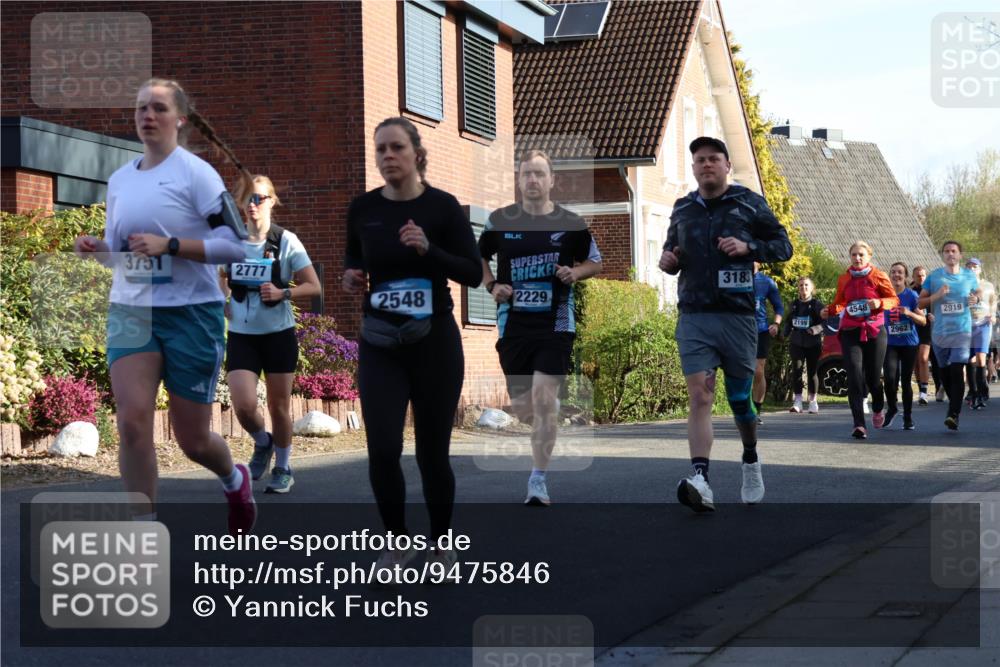 12.04.2026 - 45. Internationalen Wilhelmsburger Insellauf Yannick Fuchs http://msf.ph/oto/9475846 12.04.2026 09:02:23 Laufen 3751, 2777, 2548, 2229, 3183, 4548, 2919, 2199, 2962 meine-sportfotos.de