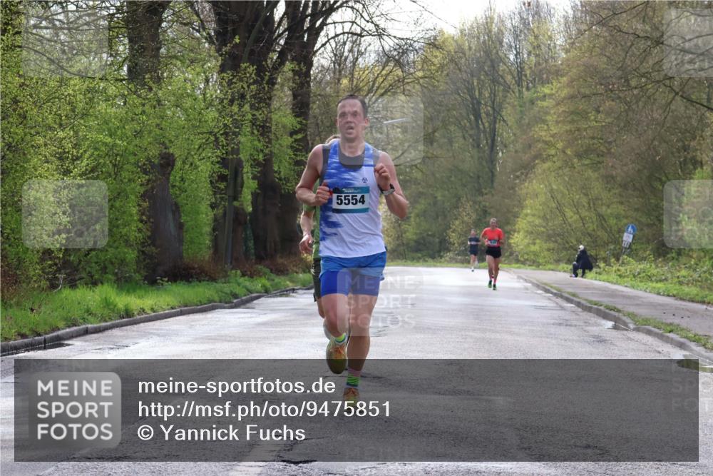 12.04.2026 - 45. Internationalen Wilhelmsburger Insellauf Yannick Fuchs http://msf.ph/oto/9475851 12.04.2026 10:09:31 Laufen 5554 meine-sportfotos.de