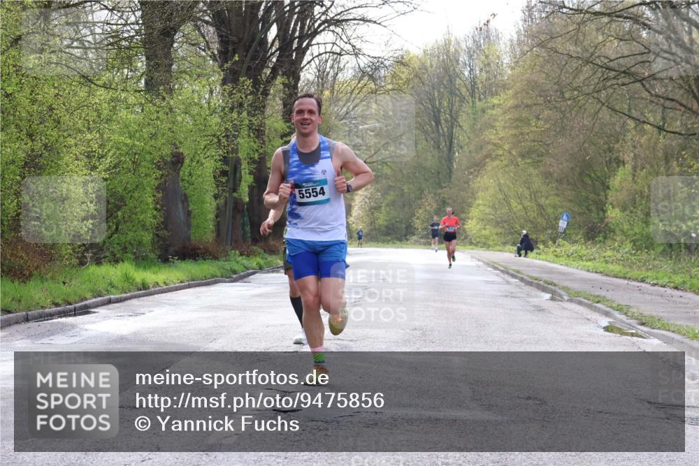 12.04.2026 - 45. Internationalen Wilhelmsburger Insellauf Yannick Fuchs http://msf.ph/oto/9475856 12.04.2026 10:09:32 Laufen 5554 meine-sportfotos.de