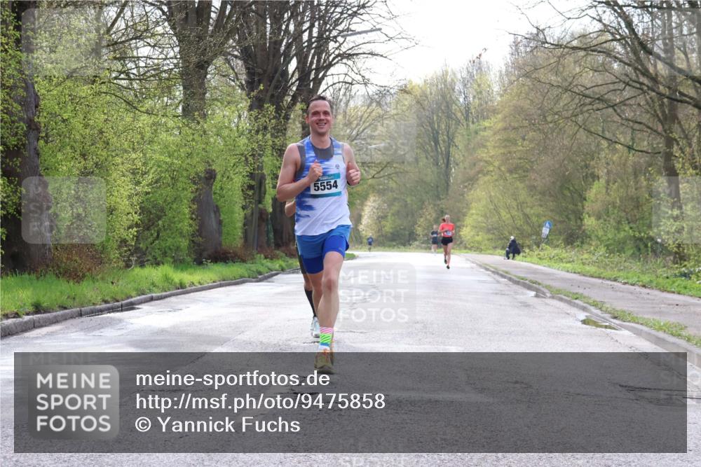 12.04.2026 - 45. Internationalen Wilhelmsburger Insellauf Yannick Fuchs http://msf.ph/oto/9475858 12.04.2026 10:09:32 Laufen 5554 meine-sportfotos.de