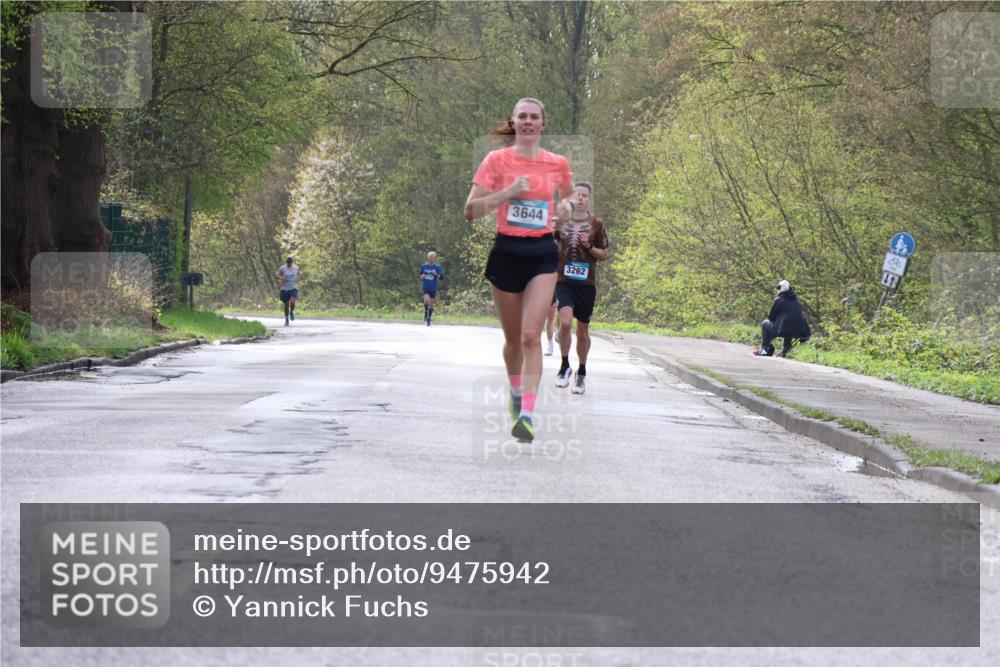 12.04.2026 - 45. Internationalen Wilhelmsburger Insellauf Yannick Fuchs http://msf.ph/oto/9475942 12.04.2026 10:09:39 Laufen 3644, 3262, 41 meine-sportfotos.de