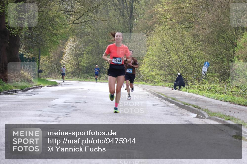 12.04.2026 - 45. Internationalen Wilhelmsburger Insellauf Yannick Fuchs http://msf.ph/oto/9475944 12.04.2026 10:09:39 Laufen 3644, 3262, 11 meine-sportfotos.de