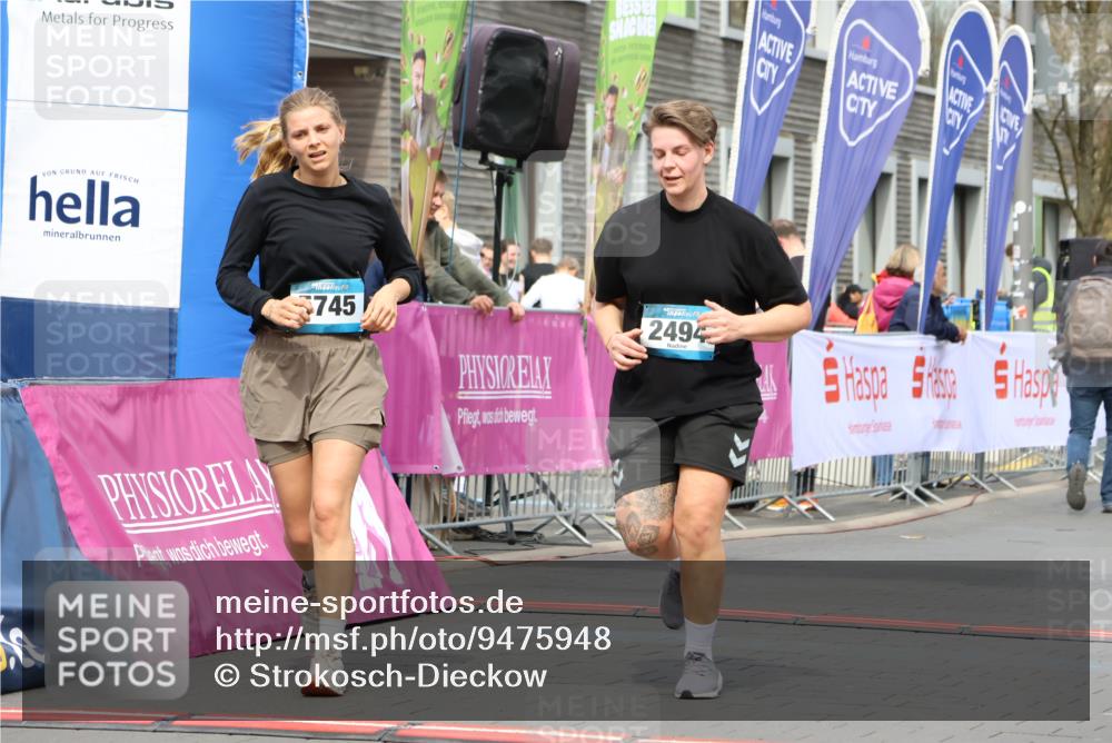 12.04.2026 - 45. Internationalen Wilhelmsburger Insellauf Strokosch-Dieckow http://msf.ph/oto/9475948 12.04.2026 13:31:44 Ziel 5745, 2494 meine-sportfotos.de