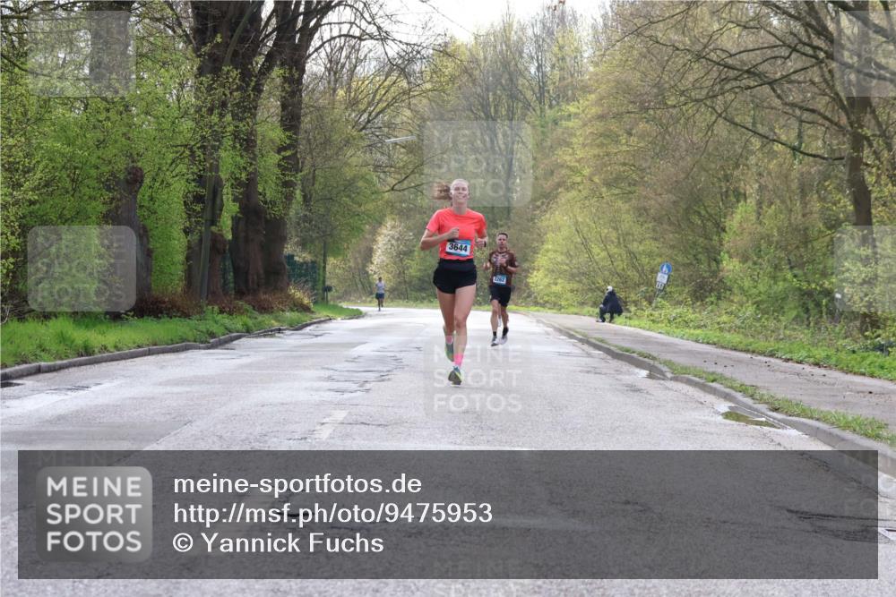 12.04.2026 - 45. Internationalen Wilhelmsburger Insellauf Yannick Fuchs http://msf.ph/oto/9475953 12.04.2026 10:09:40 Laufen 3644, 3262 meine-sportfotos.de