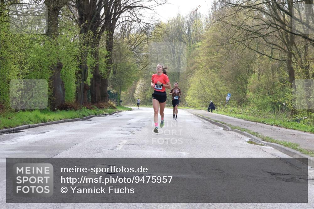12.04.2026 - 45. Internationalen Wilhelmsburger Insellauf Yannick Fuchs http://msf.ph/oto/9475957 12.04.2026 10:09:40 Laufen 3644, 3262 meine-sportfotos.de