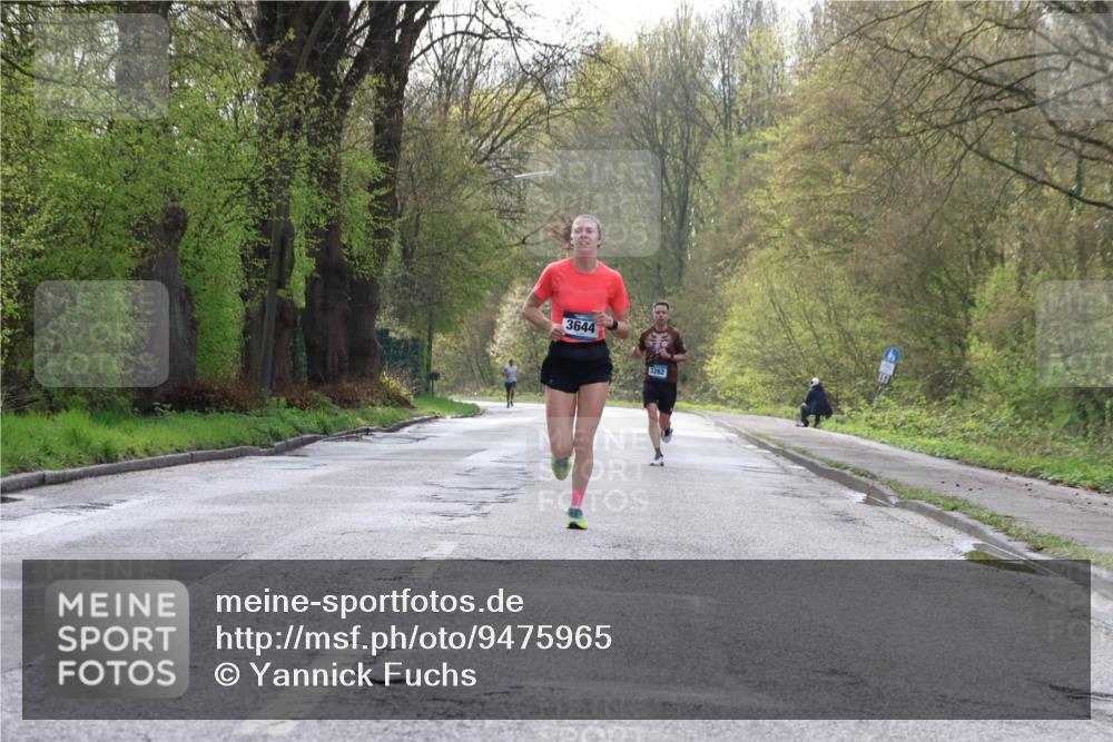 12.04.2026 - 45. Internationalen Wilhelmsburger Insellauf Yannick Fuchs http://msf.ph/oto/9475965 12.04.2026 10:09:41 Laufen 3644, 3262 meine-sportfotos.de