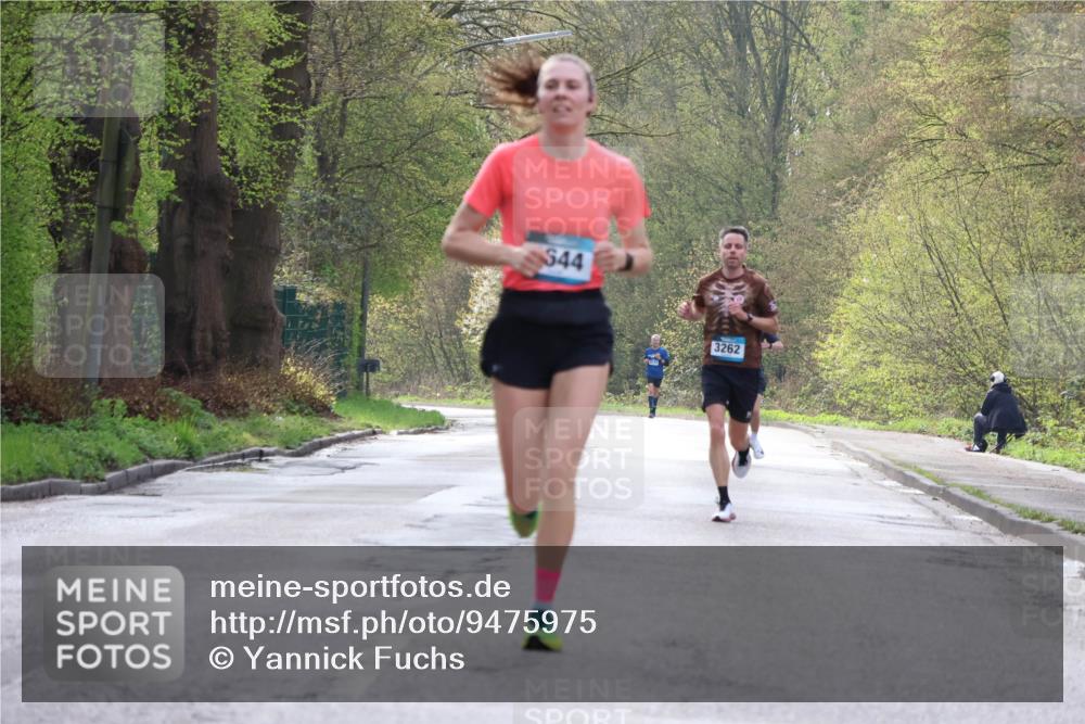 12.04.2026 - 45. Internationalen Wilhelmsburger Insellauf Yannick Fuchs http://msf.ph/oto/9475975 12.04.2026 10:09:42 Laufen 44, 3262 meine-sportfotos.de