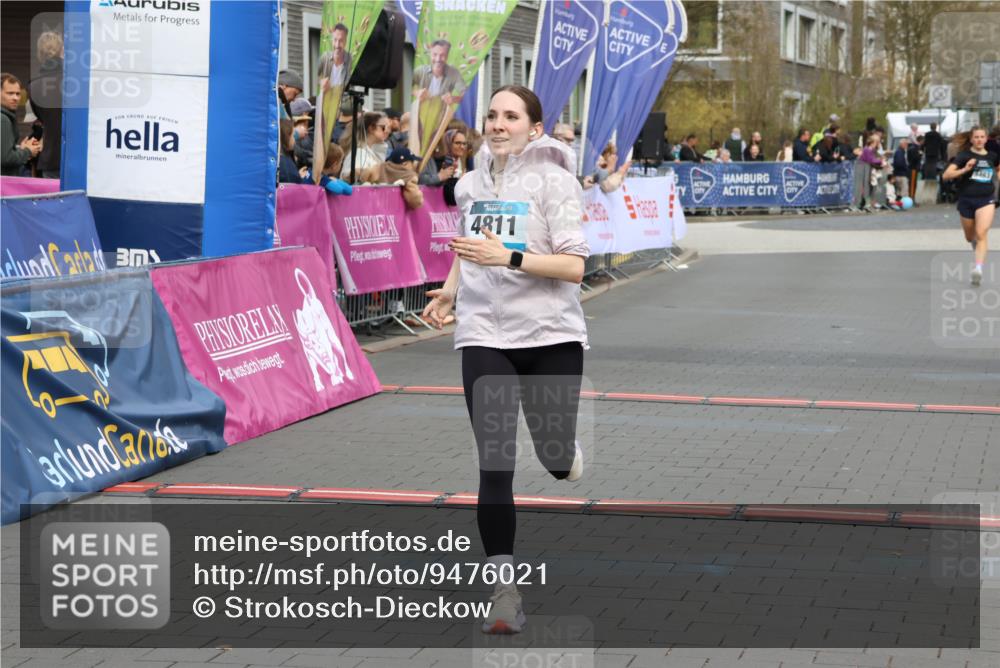 12.04.2026 - 45. Internationalen Wilhelmsburger Insellauf Strokosch-Dieckow http://msf.ph/oto/9476021 12.04.2026 12:56:08 Ziel 5109, 5361, 4811, 4728, 3315, 5463 meine-sportfotos.de