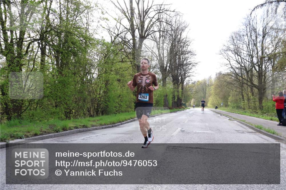 12.04.2026 - 45. Internationalen Wilhelmsburger Insellauf Yannick Fuchs http://msf.ph/oto/9476053 12.04.2026 10:09:49 Laufen 3262 meine-sportfotos.de