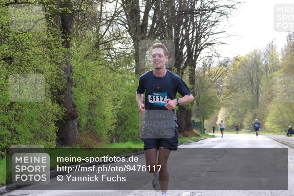 12.04.2026 - 45. Internationalen Wilhelmsburger Insellauf Yannick Fuchs http://msf.ph/oto/9476117 12.04.2026 10:09:55 Laufen 4117 meine-sportfotos.de