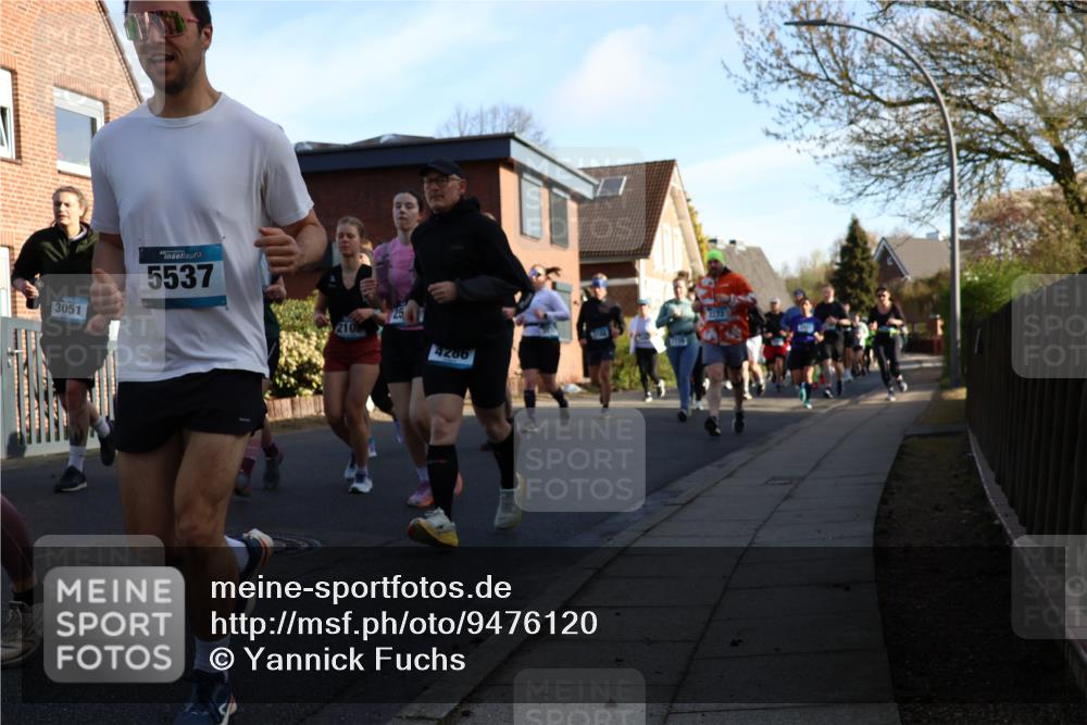 12.04.2026 - 45. Internationalen Wilhelmsburger Insellauf Yannick Fuchs http://msf.ph/oto/9476120 12.04.2026 09:02:49 Laufen 3051, 5537, 210, 4286 meine-sportfotos.de