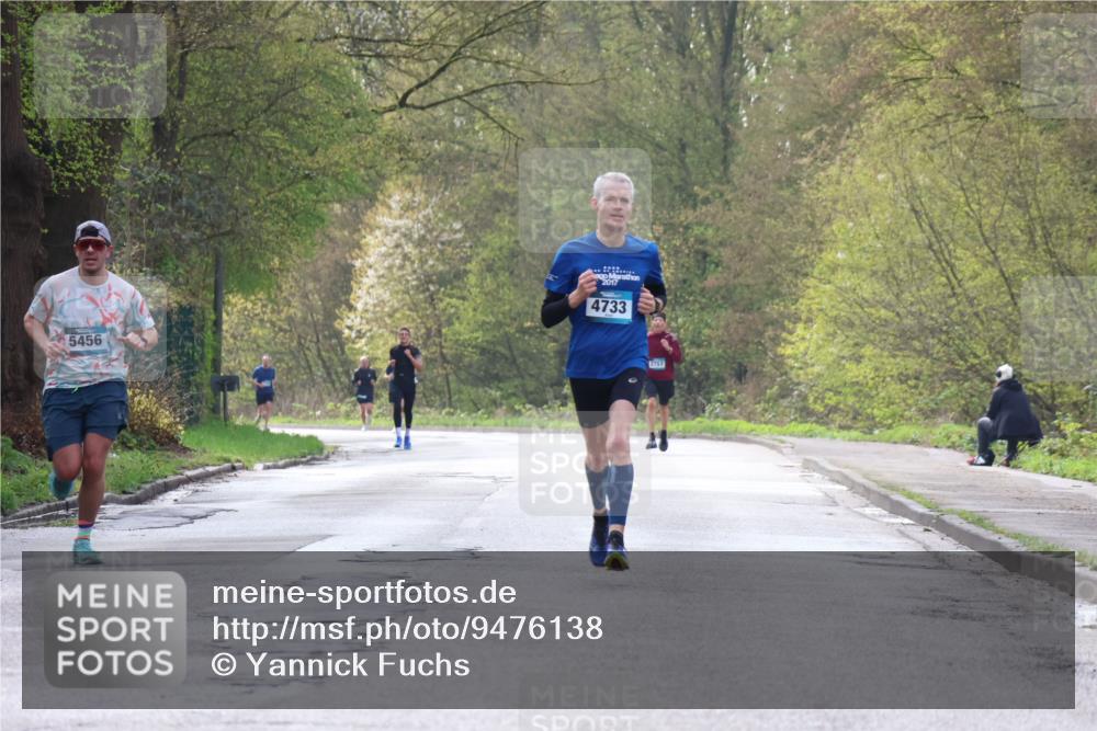 12.04.2026 - 45. Internationalen Wilhelmsburger Insellauf Yannick Fuchs http://msf.ph/oto/9476138 12.04.2026 10:10:05 Laufen 5456, 2017, 4733, 2757 meine-sportfotos.de